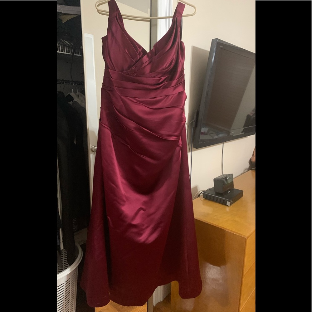 Bill Levkoff Satin bridesmaid dress